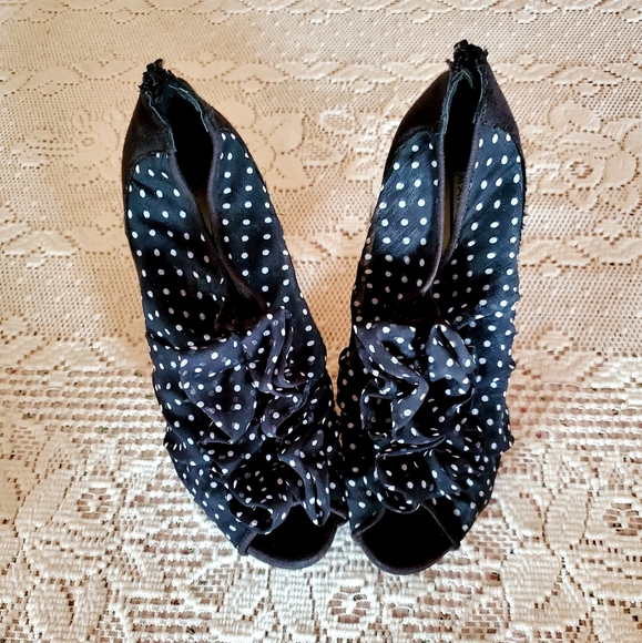 MARCO SANTI HIGH HEEL SHOES~🖤HP🖤 - Picture 4 of 10